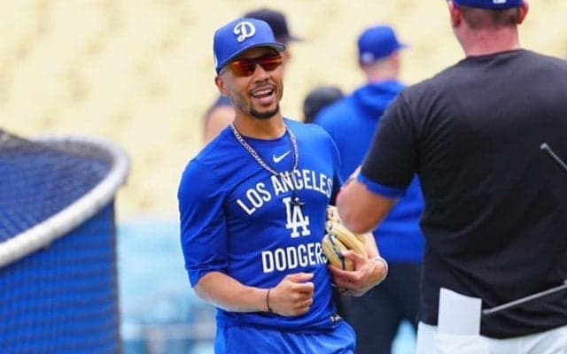 ド軍ベッツ、復帰は「数日で」　自宅で左足つま先負傷「見当もつかなかった」