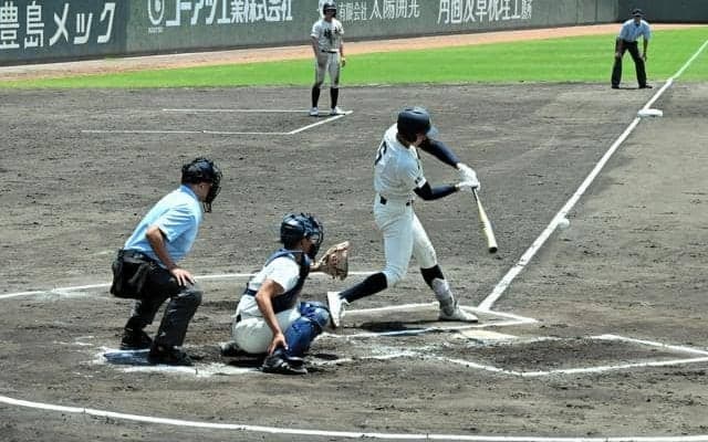神村学園、3年連続V 鹿児島県選抜高校野球