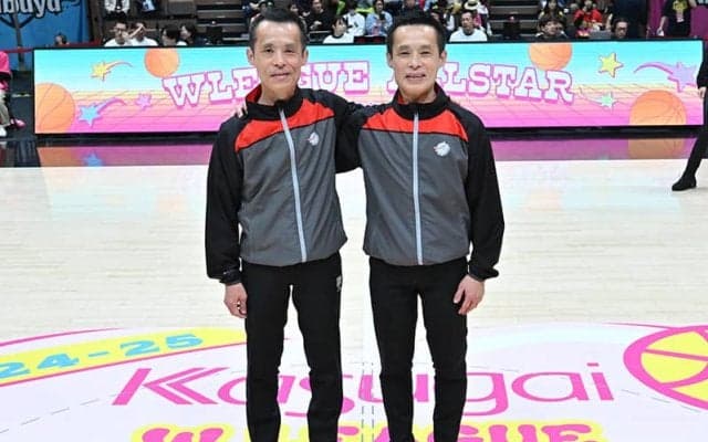 Wリーグでのラストシーズンを終えた双子の審判員・渡邊諭さんと整さん…「緻密さが日本女子バスケの面白さ」