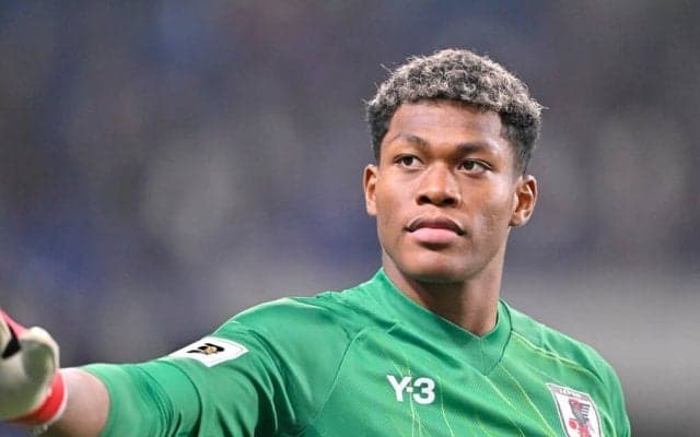 ｢反射神経バケモンすぎる｣｢マジでブッフォンみたい｣サッカー日本代表のパルマGK“セリエＡ挑戦1年目”のファインセーブ集に脚光！｢今は堂々と代表のGKと呼ぶに相応しい｣の声