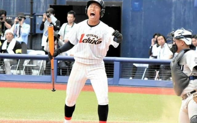 富山第一が決勝進出　逆転で中越を下す