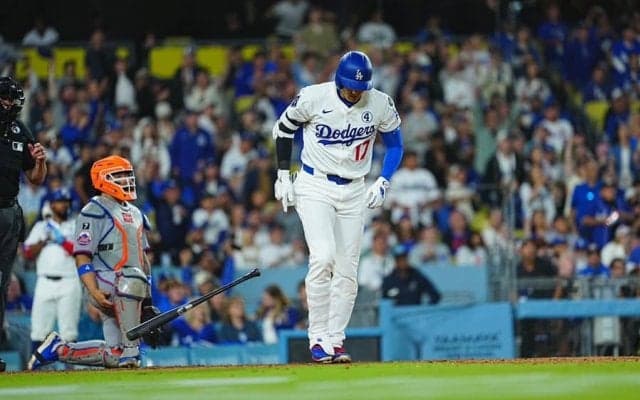 大谷翔平が特大23号直後に見せた“仕草”　SNS注目「長嶋さんへの思いと感じた」