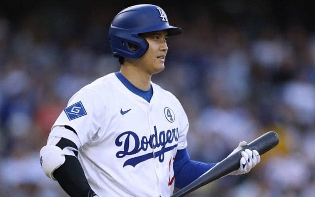 大谷翔平、“確信うなずき”23号！ 長嶋茂雄さん追悼の一撃が世界中で反響 ドジャースは延長戦の激闘の末に連敗