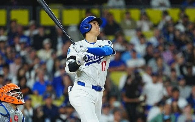 大谷翔平の特大23号は「月に放り込んだ」　敵地放送局も愕然した「なんという一撃」