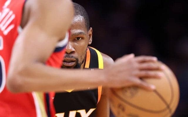 サンズがケビン・デュラントのトレードに向けて始動…ロケッツやホークスが動向を注視か