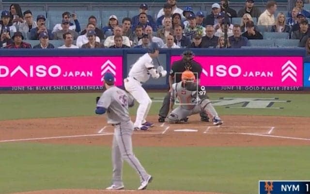 どこ見てんだよ！大谷翔平に“疑惑の判定”「ありえない」「酷すぎる」ボール球がストライクに… 思わず呆然リアクション