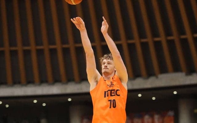 宇都宮ブレックスが期間限定ビッグマン補強…エドワーズとジェレットはBCLアジア欠場