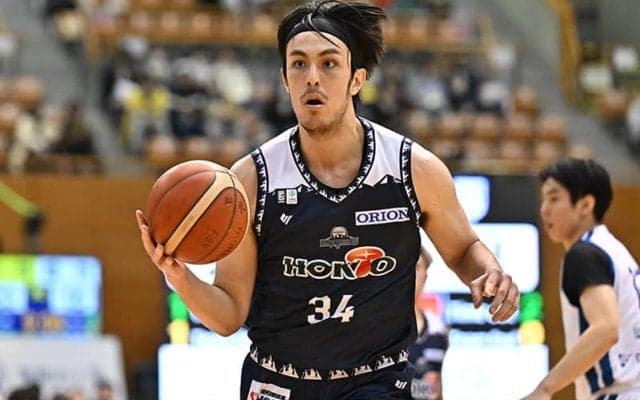 日本代表の渡邉飛勇が信州と契約継続…移籍1年目は44戦出場し7.3得点