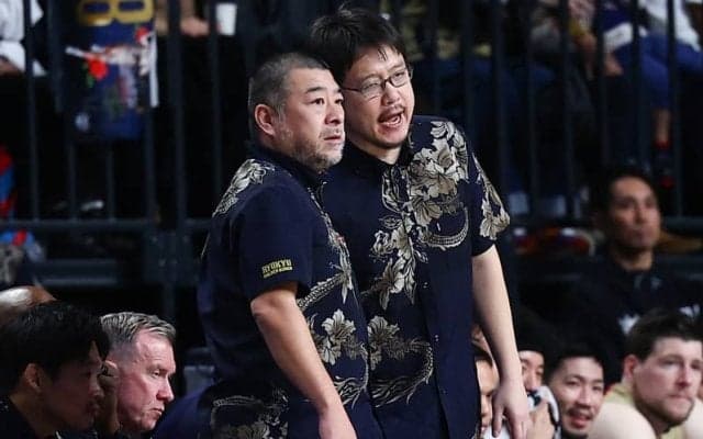 琉球が桶谷HC、佐々AHCと契約継続…「良い時も悪い時も皆さんと一緒に進んでいけたら」