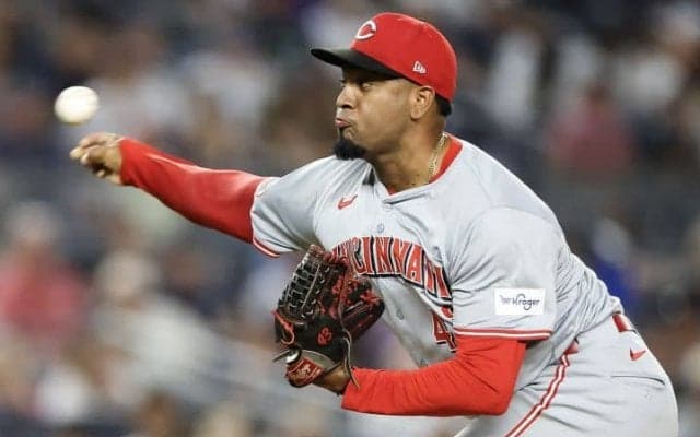 ド軍は「絶望的に助けを必要としているのに…」新加入の28歳右腕はいつメジャー昇格？ メッツ守護神の弟は「輝かしい実績がある」