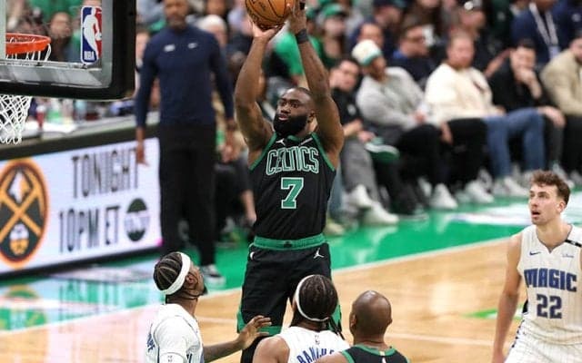 セルティックス一筋9年のジェイレン・ブラウン…今オフにスパーズ移籍の可能性アリ？