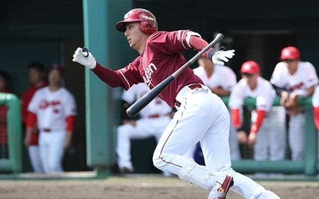 選球眼はワースト3位も…10年目で打撃開眼のワケ　「守備の名手」が切り開いた新境地