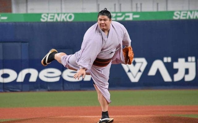 メンバー表交換で特別演出、四股名デザインしたのぼりも　大盛況だった「京セラD大阪場所」