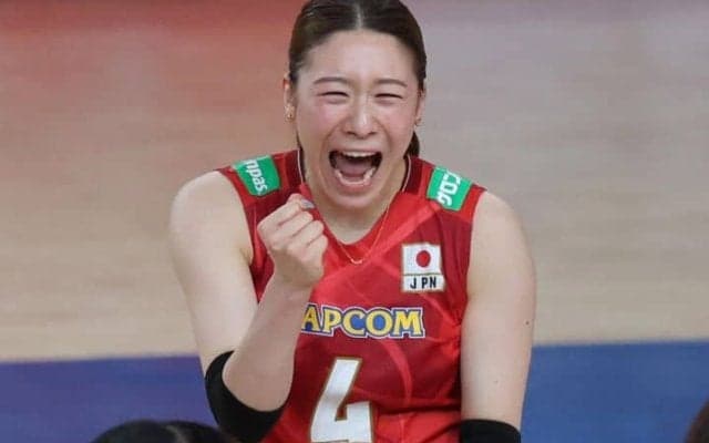 女子バレーで「初めて見た！」開幕4連勝の日本代表が魅せた“珍しい瞬間”に「みんな可愛い〜」「頭追いつかなすぎ」