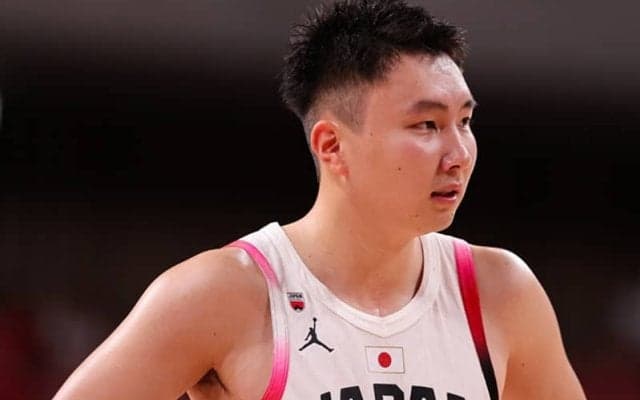 レバンガ北海道の富永啓生が入団会見…BリーグからNBAへ「どの道を選ぶのが一番いいか考えた結果」