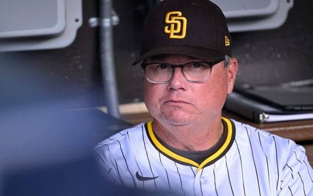 首位攻防戦に敗れ…パ軍指揮官はガックリも、滲む闘志「まだ何試合も続くよ」