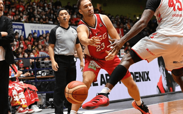 三遠のダジンスキーが佐賀に移籍「プレーのレベルをさらに上げていきたい」