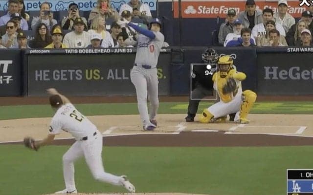 何故、そこに投げた？ 大谷翔平、爆速弾丸ヒットで“異変”「この球は甘すぎる」 相手投手が見せたリアクションが話題に「ホームランにならなかっただけ」