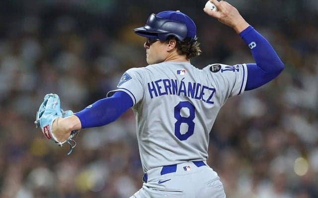 ドジャース、異例の6回から野手登板　首位攻防戦で9点ビハインド…キケ登場に球場騒然