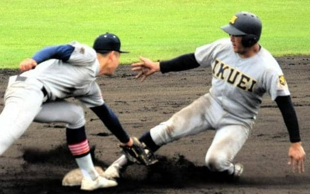 仙台育英は「アグレッシブ」を体現　東北大会で青森山田に快勝