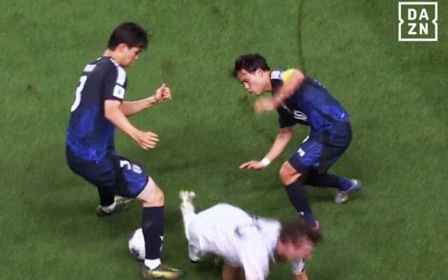 驚愕！ 久保建英の鬼プレスバックが“まるで遠藤航や佐野海舟”でファン騒然「凄まじい」「ガチでプレス速い」「寄せはえーと思ったら…」