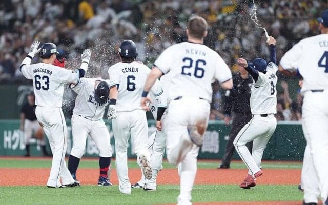 西武はなぜ阪神にサヨナラできた？　西口監督の“セオリー無視”、コーチも驚いた一手