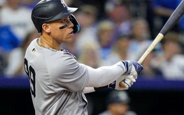 年61HRペースで、打率4割超えも目前…どうにも止まらないジャッジ、驚異の3戦連続弾で“異次元の打撃記録”もクリア