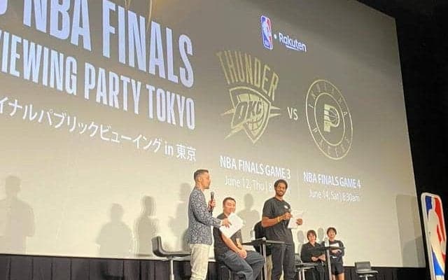 「泥臭い仕事を」　NBA目指す富永啓生にオールスター選手の金言