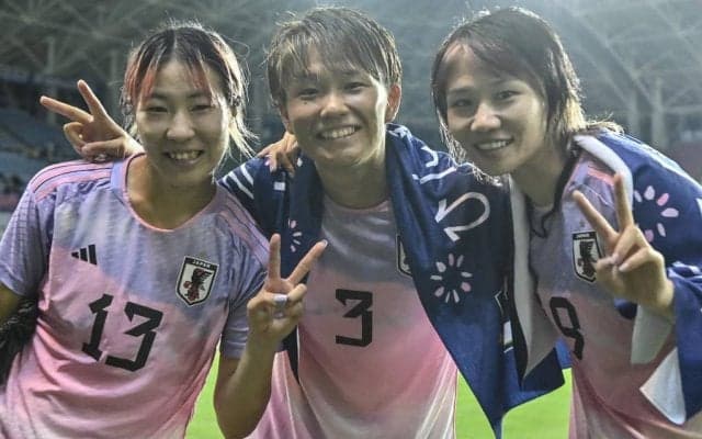 ｢サッカー界のレディー・ガガ｣なでしこ天才MFの“涙の復帰ショット”に大反響！｢おかえりなさい待ってたよ｣｢泣いた分、最後に笑おう!!｣の声