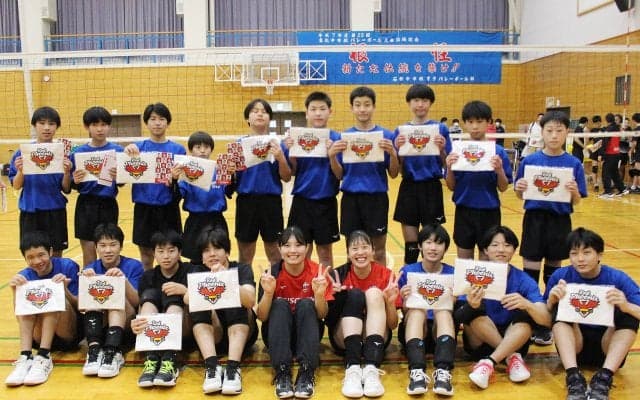 デンソーテンが続ける震災被災地でのバレーボール教室