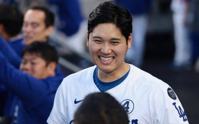 大谷翔平に“困惑”「どういうこと？」　まさかの“逸品”に広がる推測「デコピンが」