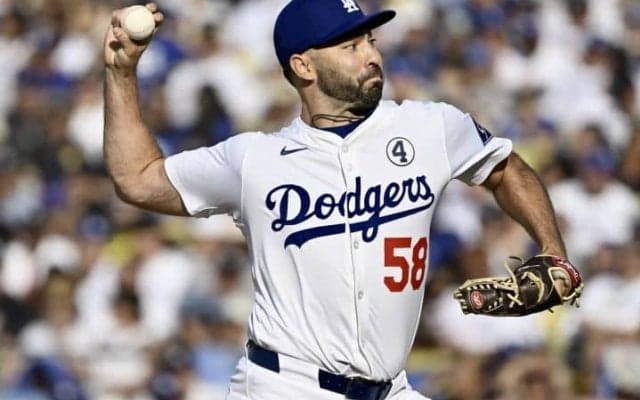 ド軍33歳右腕は「素晴らしい働きを見せている」ライバル球団から戦力外で“復活”「サクセスストーリーとなりつつある」