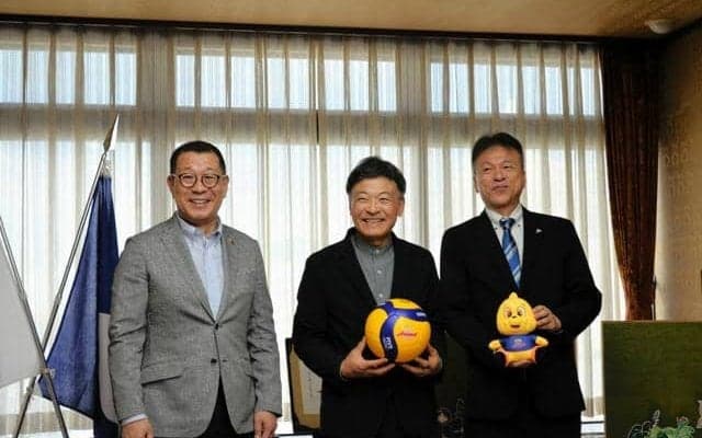 バレーSVリーグチェアマンが静岡市長を訪問　新アリーナに期待