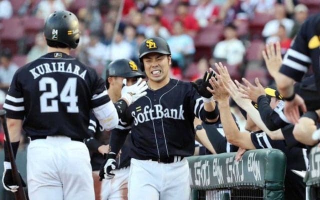 V弾も心配な近藤の状態「炎症が引くまでは…」　山川抹消にも言及、小久保監督のコメント