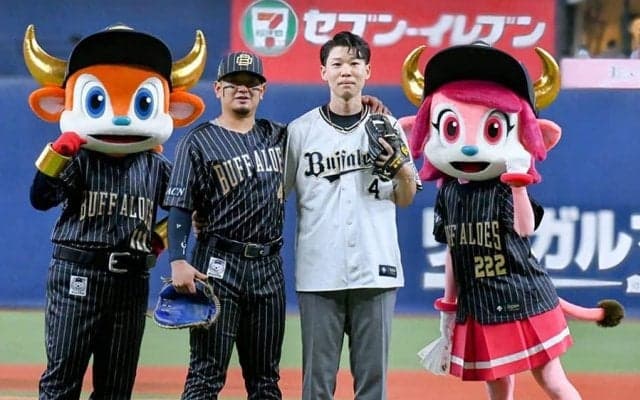 森友哉が守った“男の約束”　お立ち台で号泣の理由…闘病中の親友、静寂に包まれたハグ