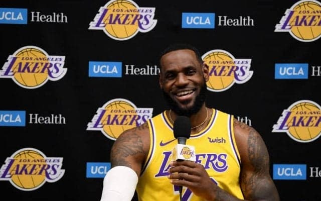 レブロンが引退を匂わせる意味深動画の続きが公開…Amazonプライムデーの広告