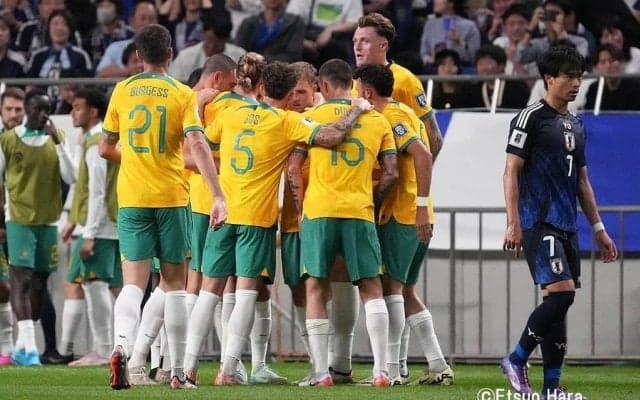 日本と激突｢北中米W杯出場｣アジア5か国の実力と｢3月まで続く｣予選の行方(2)唯一の｢無敗｣で出場｢スター軍団｣擁する隣国！エース不在も｢日本を下した｣南の大陸