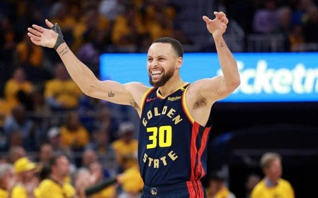 「彼は負けず嫌いなんだ」…カリーの現状を父デルが語る「引退にはほど遠い位置にいる」