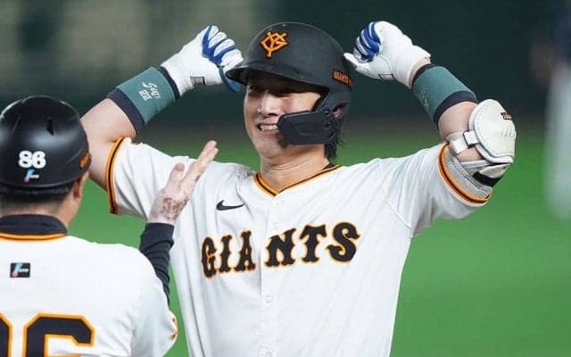 東京Dを“一変”させた小林誠司「やばい、盛り上がりやばい」　今季初に感動続出「普通じゃない」