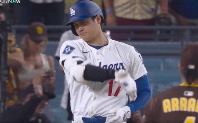 また報復？ 大谷翔平、とんでもない死球をぶつけられて“まさかの行動”「やめろ！」ベンチへのリアクションが話題に「カッコよすぎる」