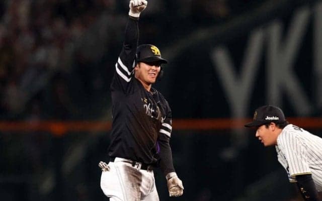 小久保監督も大興奮…ヒーロー石塚を絶賛　接戦を制して上機嫌「三塁打あるわけないのに」