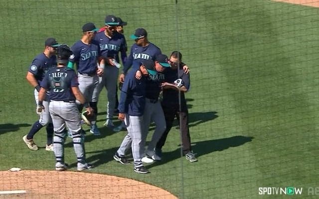 地球規模の酷暑の影響か…フラフラ状態で緊急降板したマリナーズ投手に心配の声続々「熱中症かな」「まだ6月だけど屋外は危ないね」