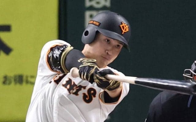 高木豊が語るセ・リーグで飛躍に期待の野手４人　　巨人のショートに定着した泉口友汰らを分析した