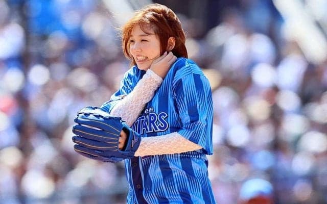 ミニスカふわりに大興奮…超人気グラドルが大反省「またもや」、悔やんだ“原因”