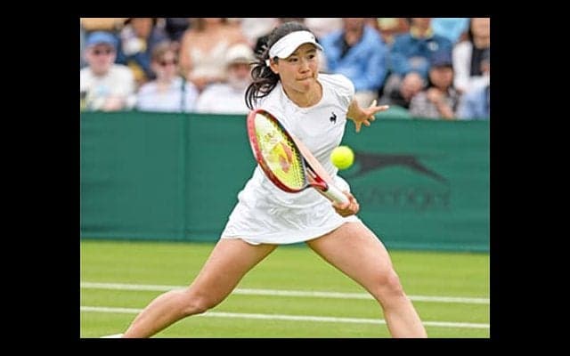 日比野菜緒 18歳に逆転負けで予選敗退