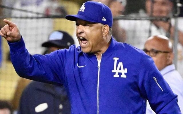 大谷翔平への死球は「故意」　怒り続くロバーツ監督…収まらぬ“嫌悪感”「右投げの投手が」