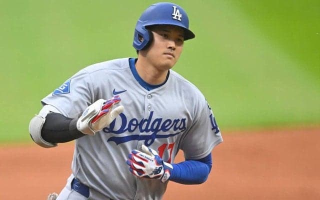 「軌道どないなっとんねん」　大谷翔平が逆方向ブチかました異次元の一発にX驚愕「入るのか」