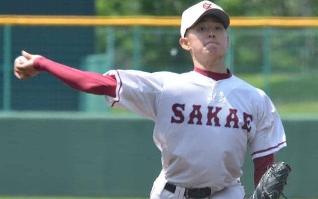 球速はなくても緩急で　強豪校相手に1失点　室蘭栄の竹岡漣投手