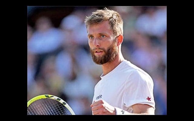 アンダーサーブ6回放ち8強