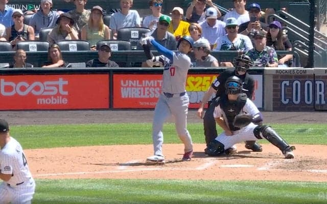 ついにお目覚め！大谷翔平、28号は驚異の「30/30」ムーンショット弾 乾いたバット音が響き渡る特大弾に敵地どよめき